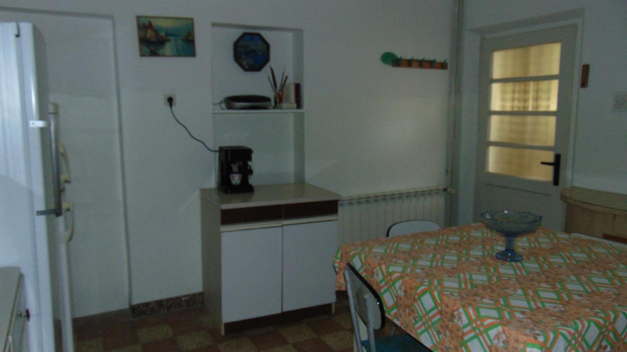 וולה לוקה Marina Apartment End Rooms מראה חיצוני תמונה